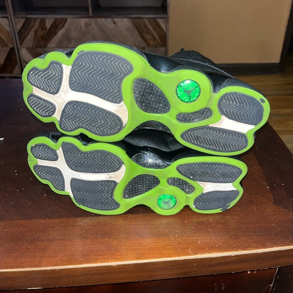 Men’s Air Jordan 13 Altitude - Picture 3 of 5